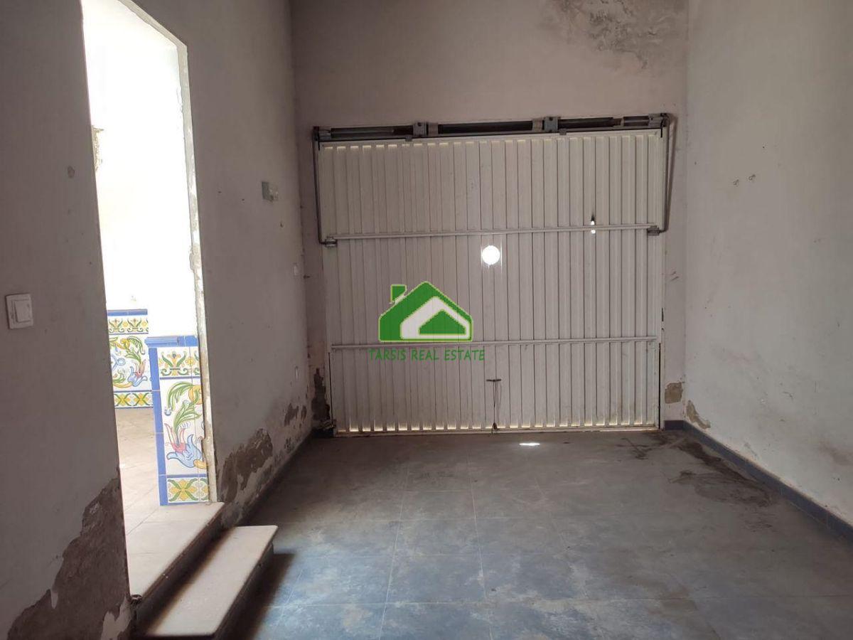 For sale of house in Almonte