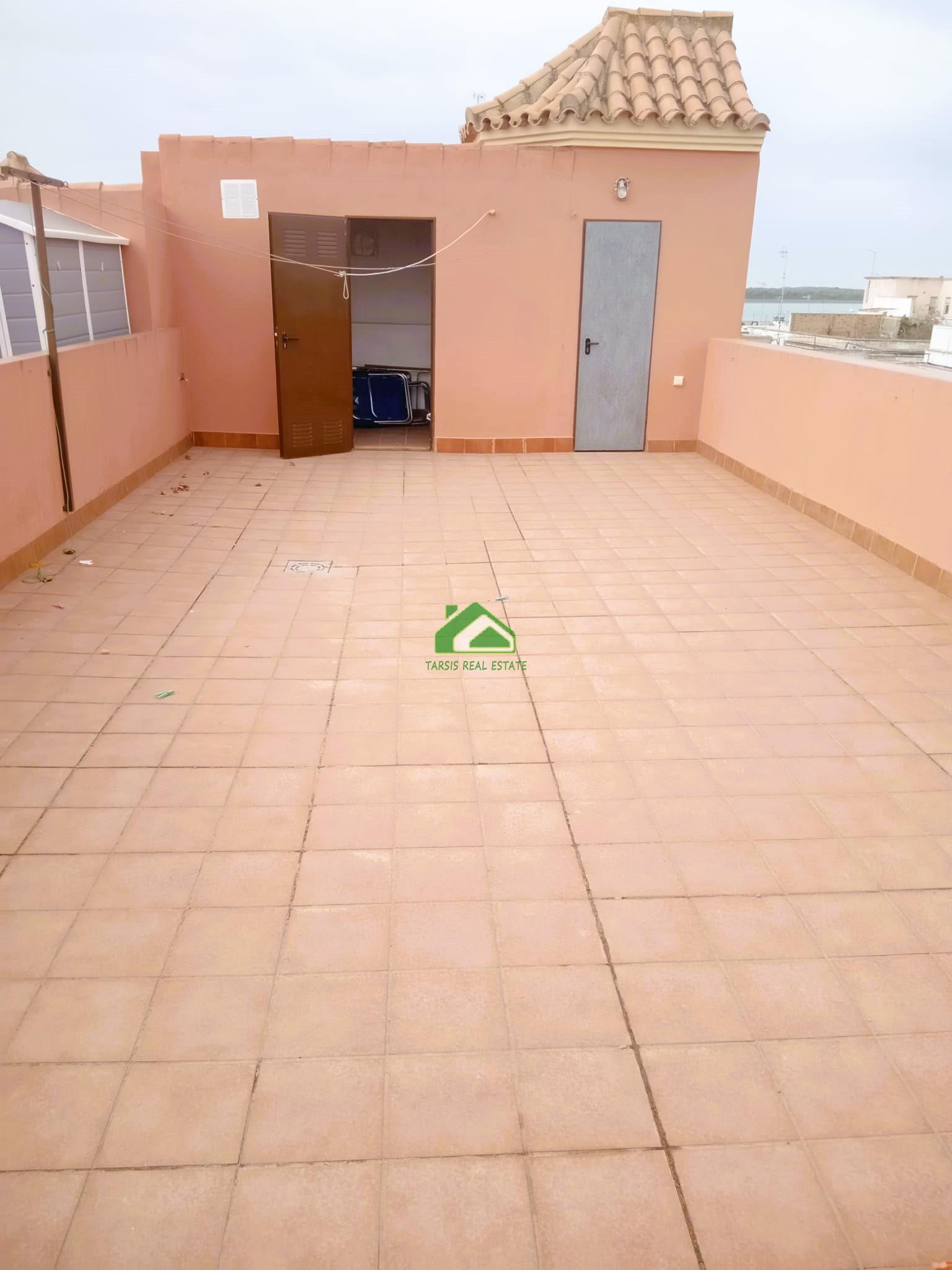 For sale of flat in Sanlúcar de Barrameda