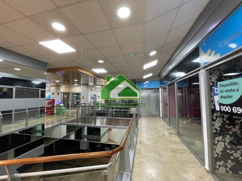 Venta de local comercial en Sanlúcar de Barrameda