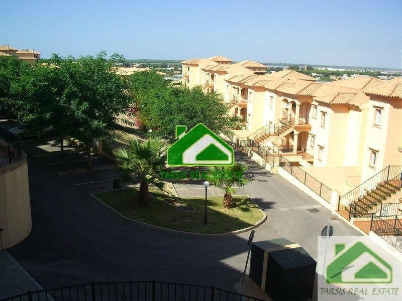 For sale of flat in Sanlúcar de Barrameda