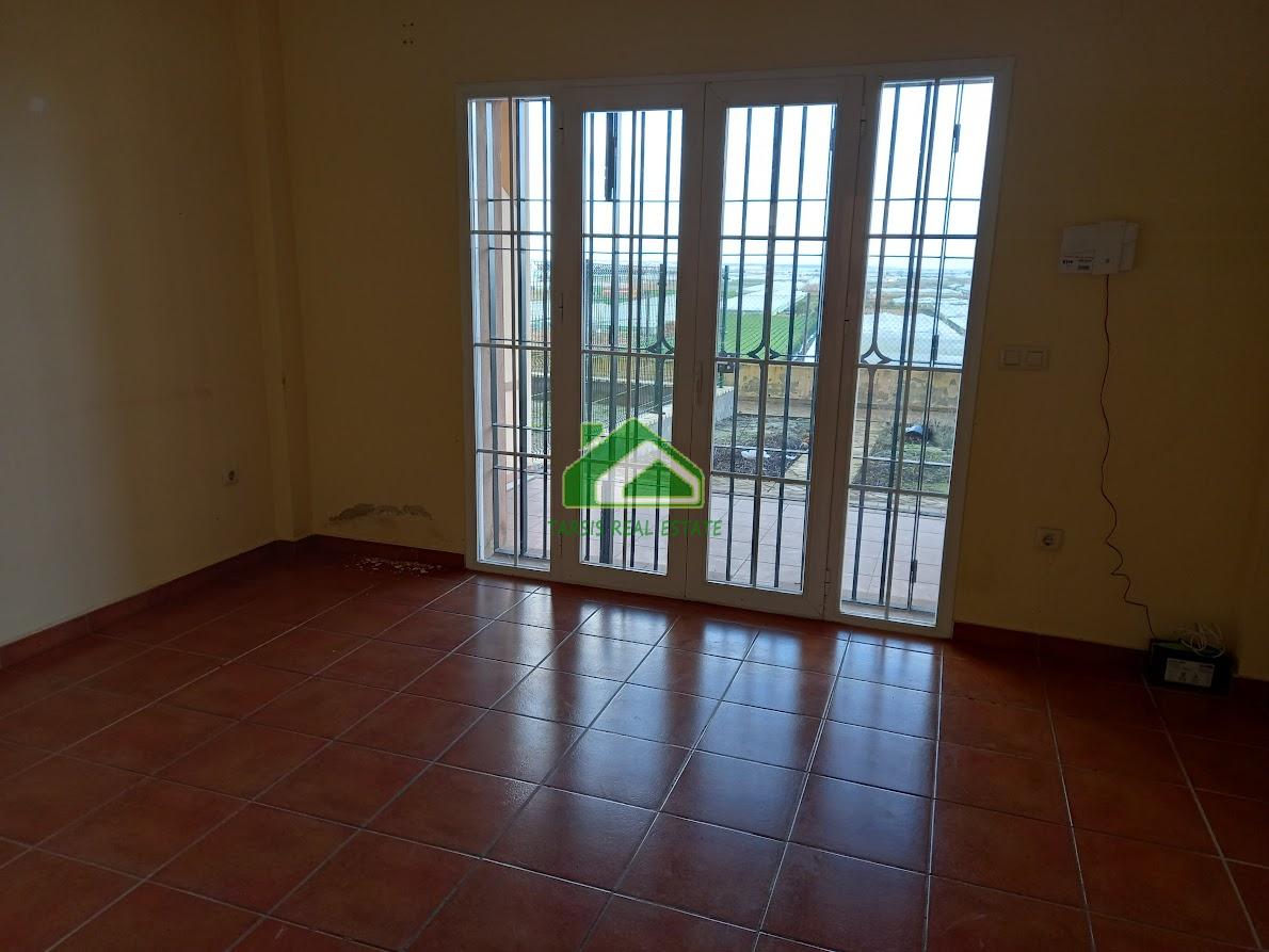 For sale of flat in Sanlúcar de Barrameda