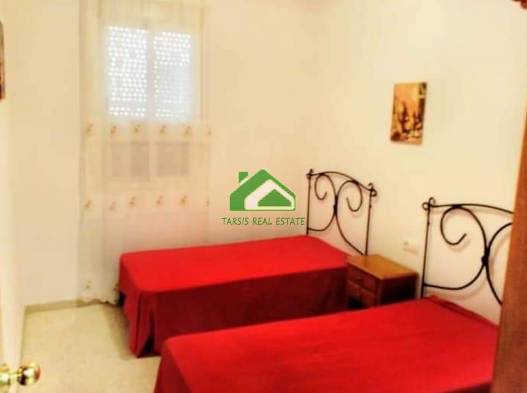 For sale of flat in Sanlúcar de Barrameda