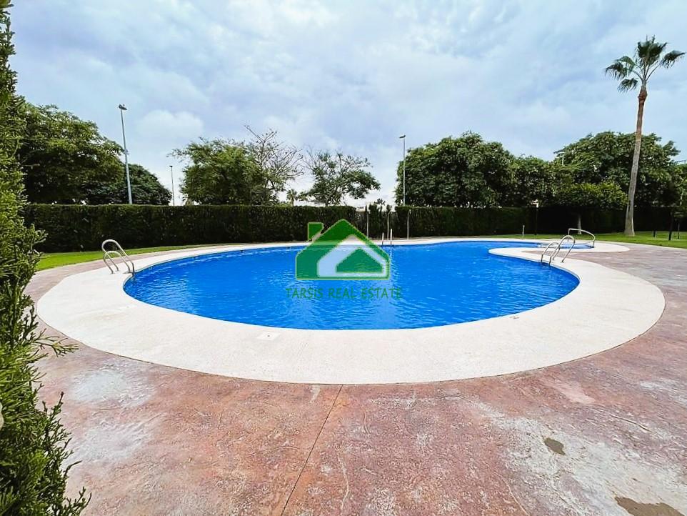 For sale of flat in Sanlúcar de Barrameda