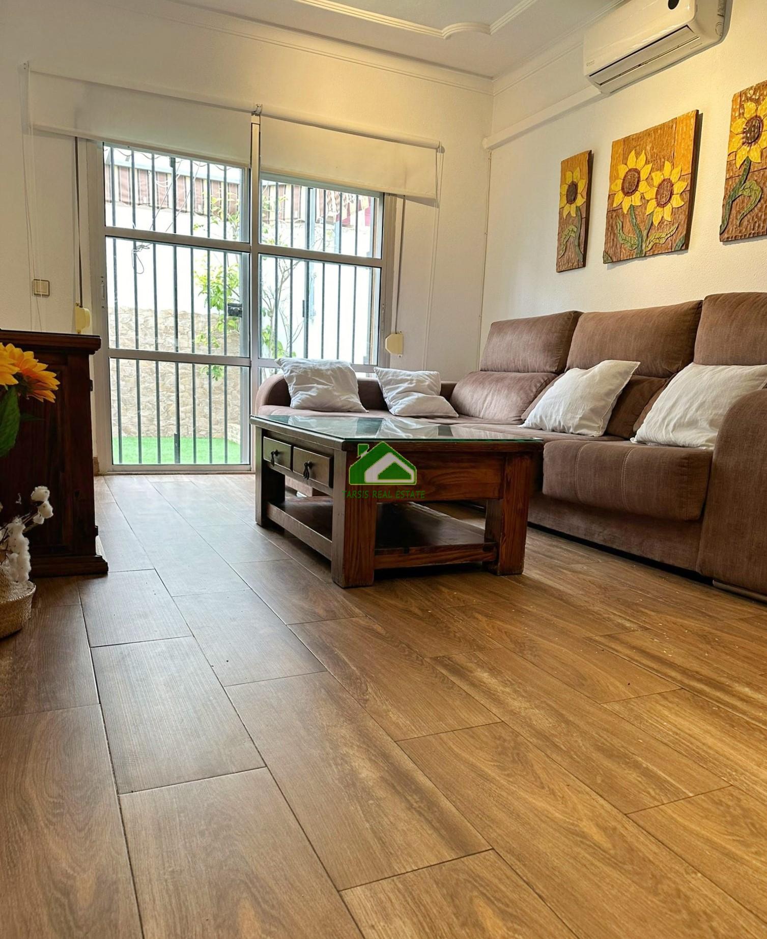 For sale of duplex in Sanlúcar de Barrameda