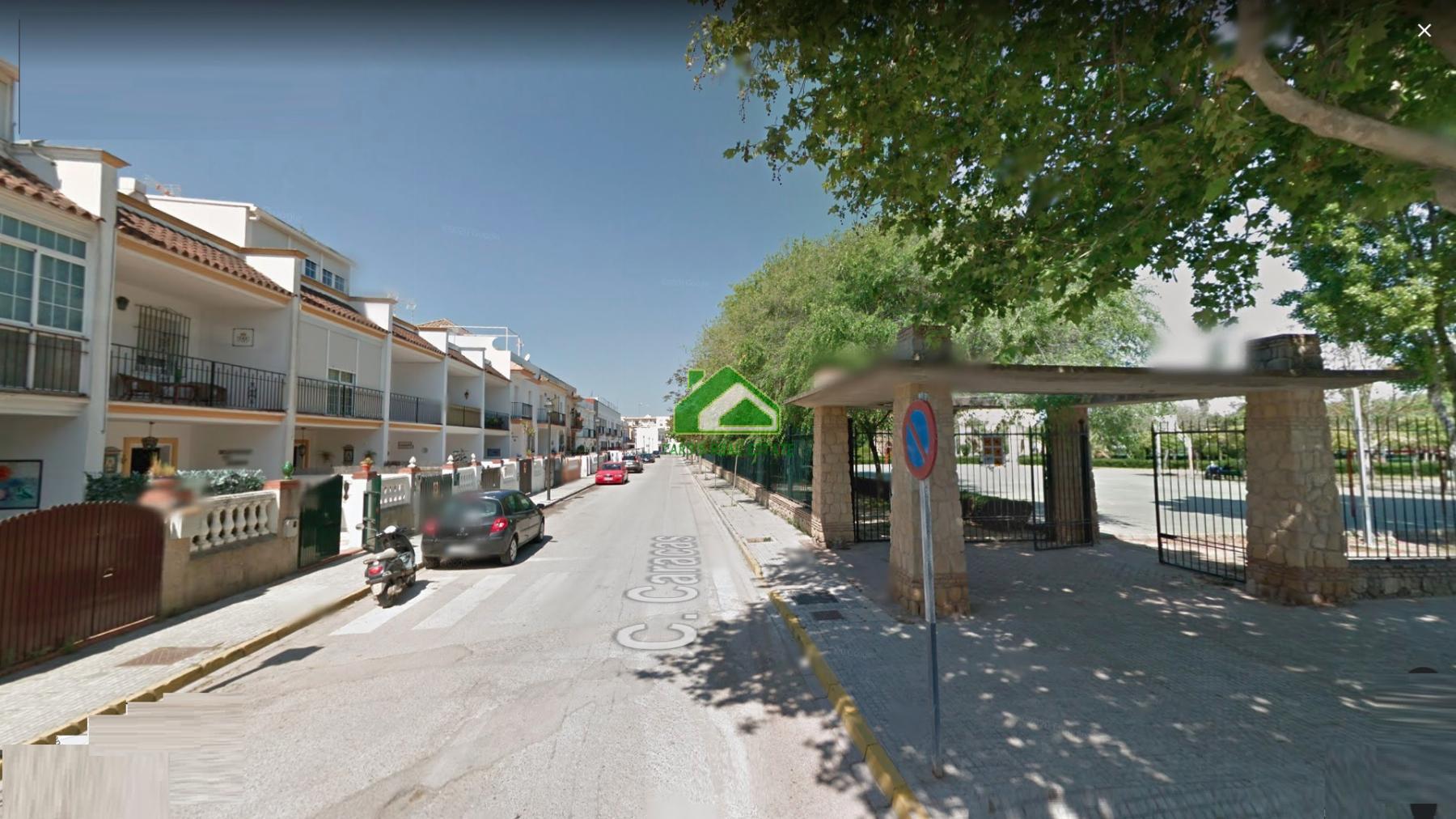 For sale of duplex in Chipiona