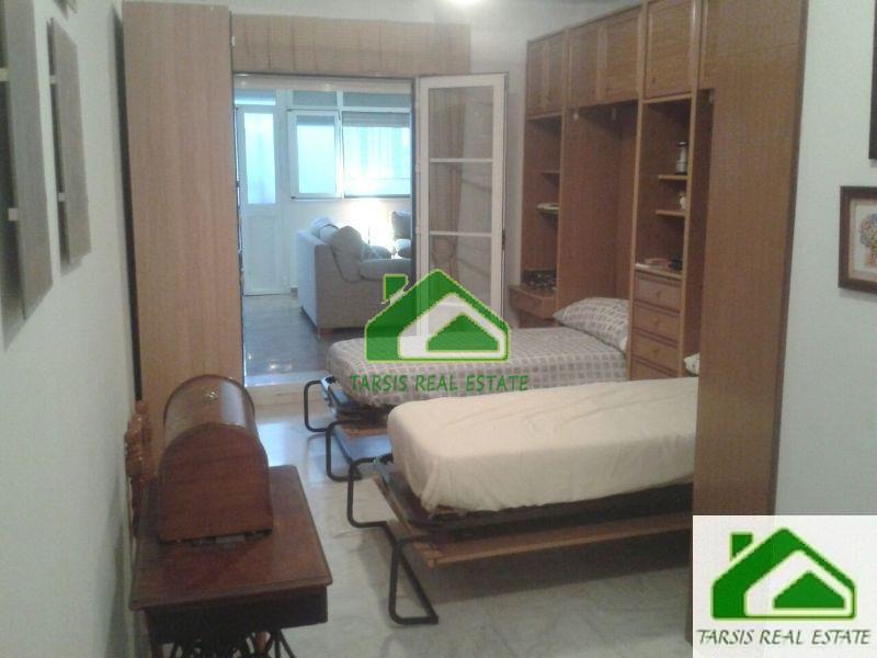 For sale of flat in Sanlúcar de Barrameda