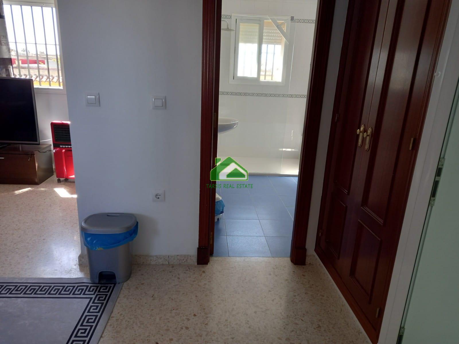 For sale of duplex in Sanlúcar de Barrameda