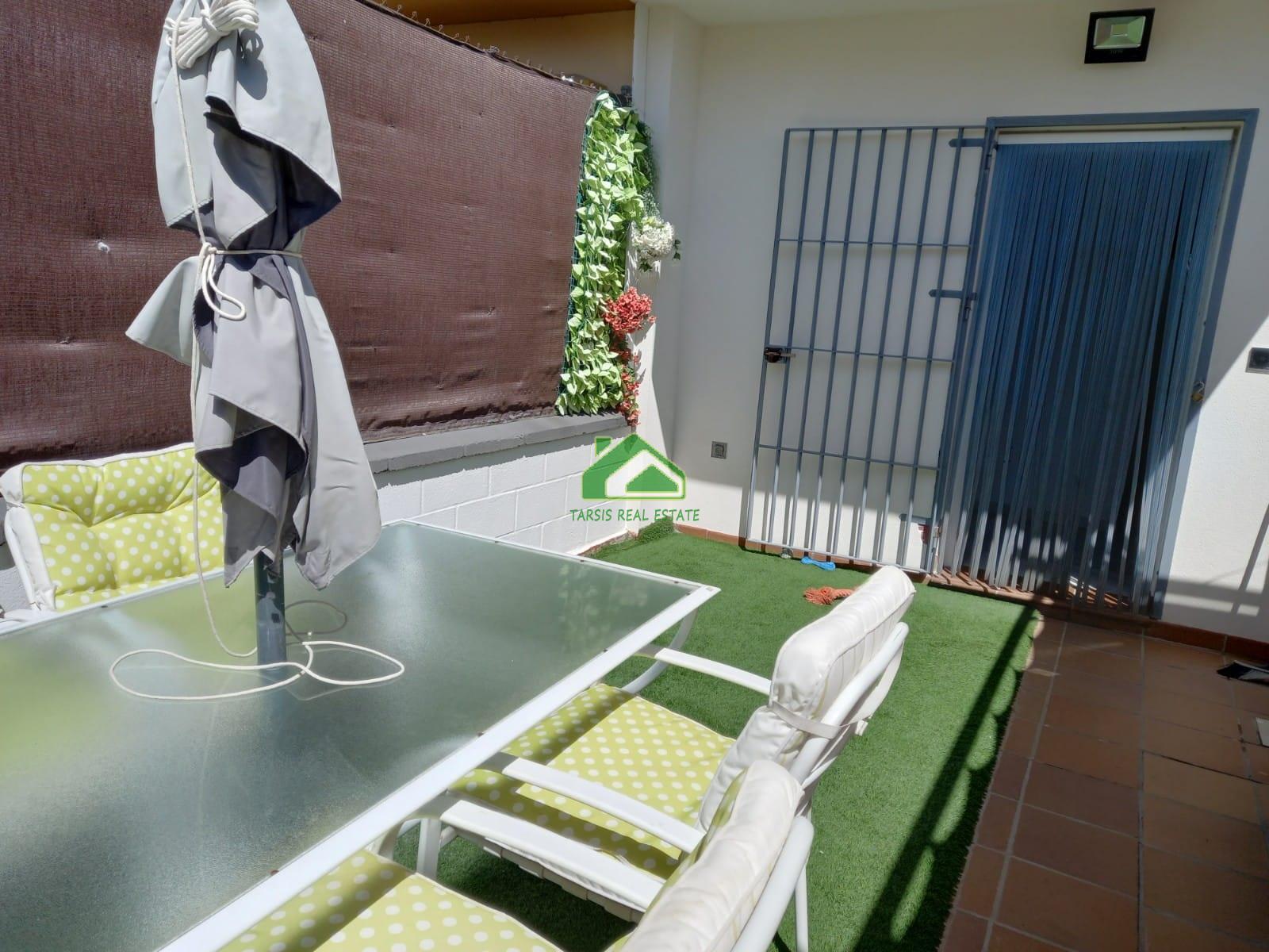 For sale of duplex in Sanlúcar de Barrameda