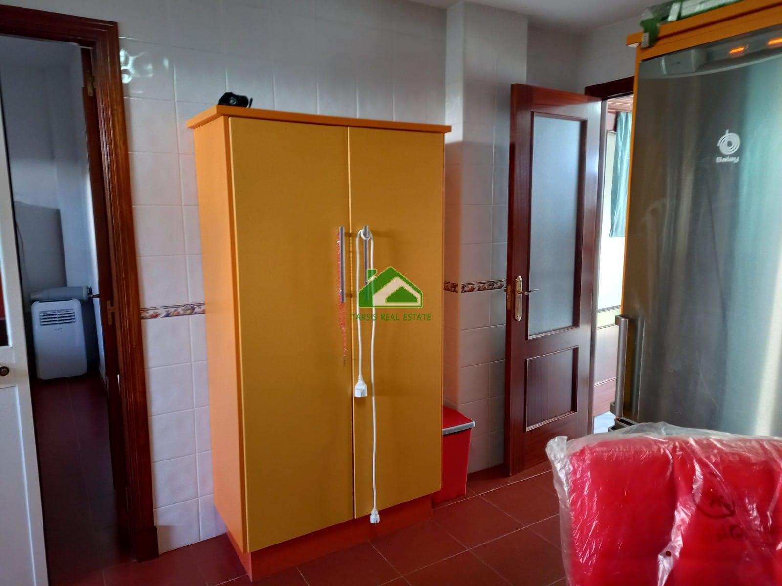 For sale of duplex in Sanlúcar de Barrameda
