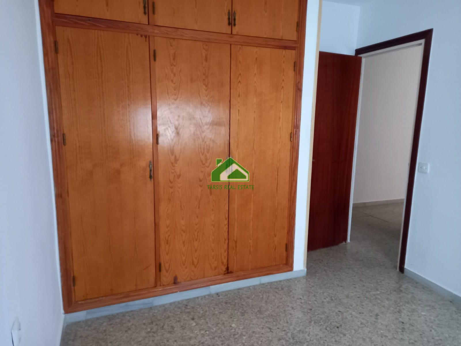 For sale of flat in Sanlúcar de Barrameda