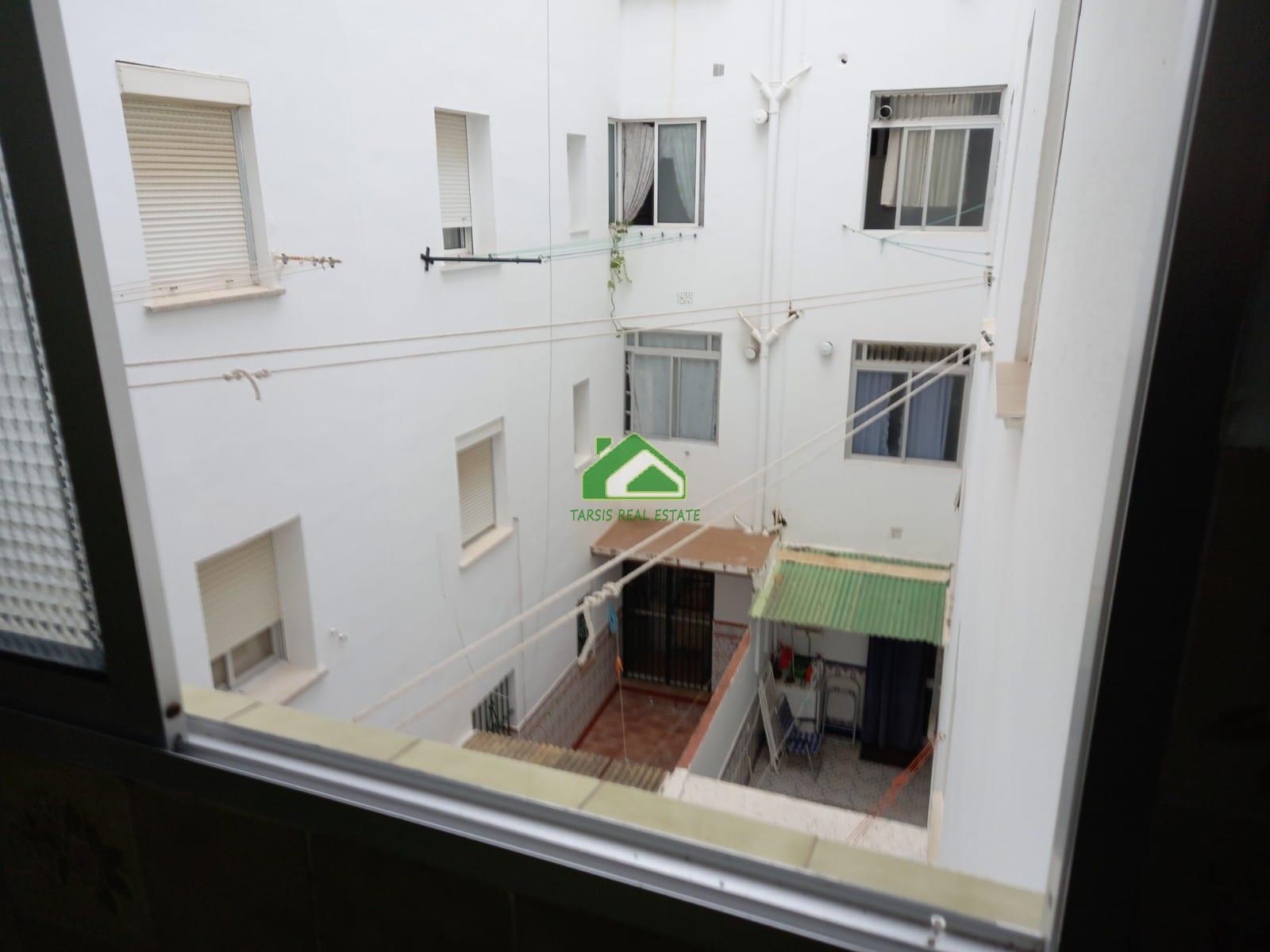 For sale of flat in Sanlúcar de Barrameda