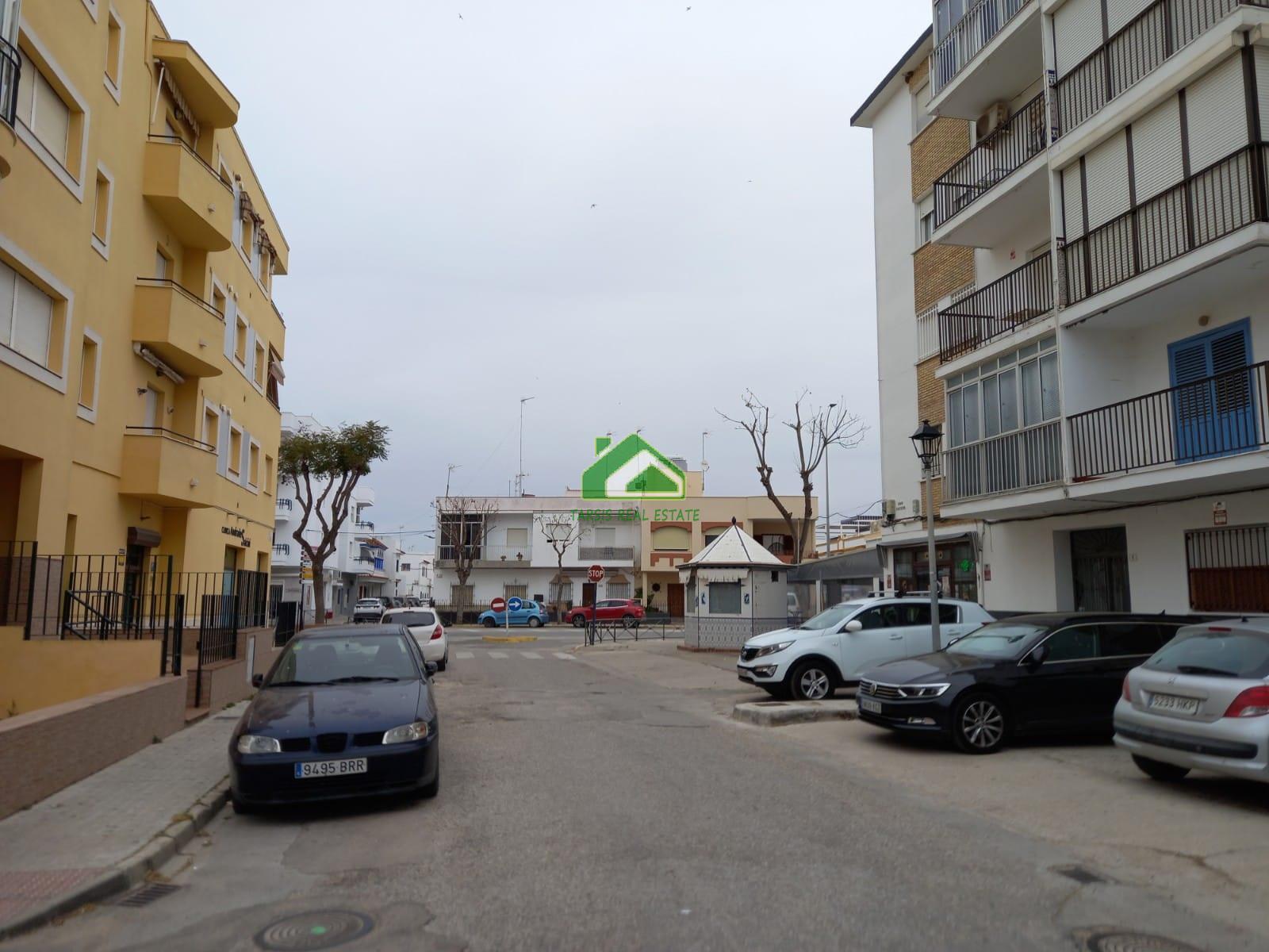 For sale of flat in Sanlúcar de Barrameda