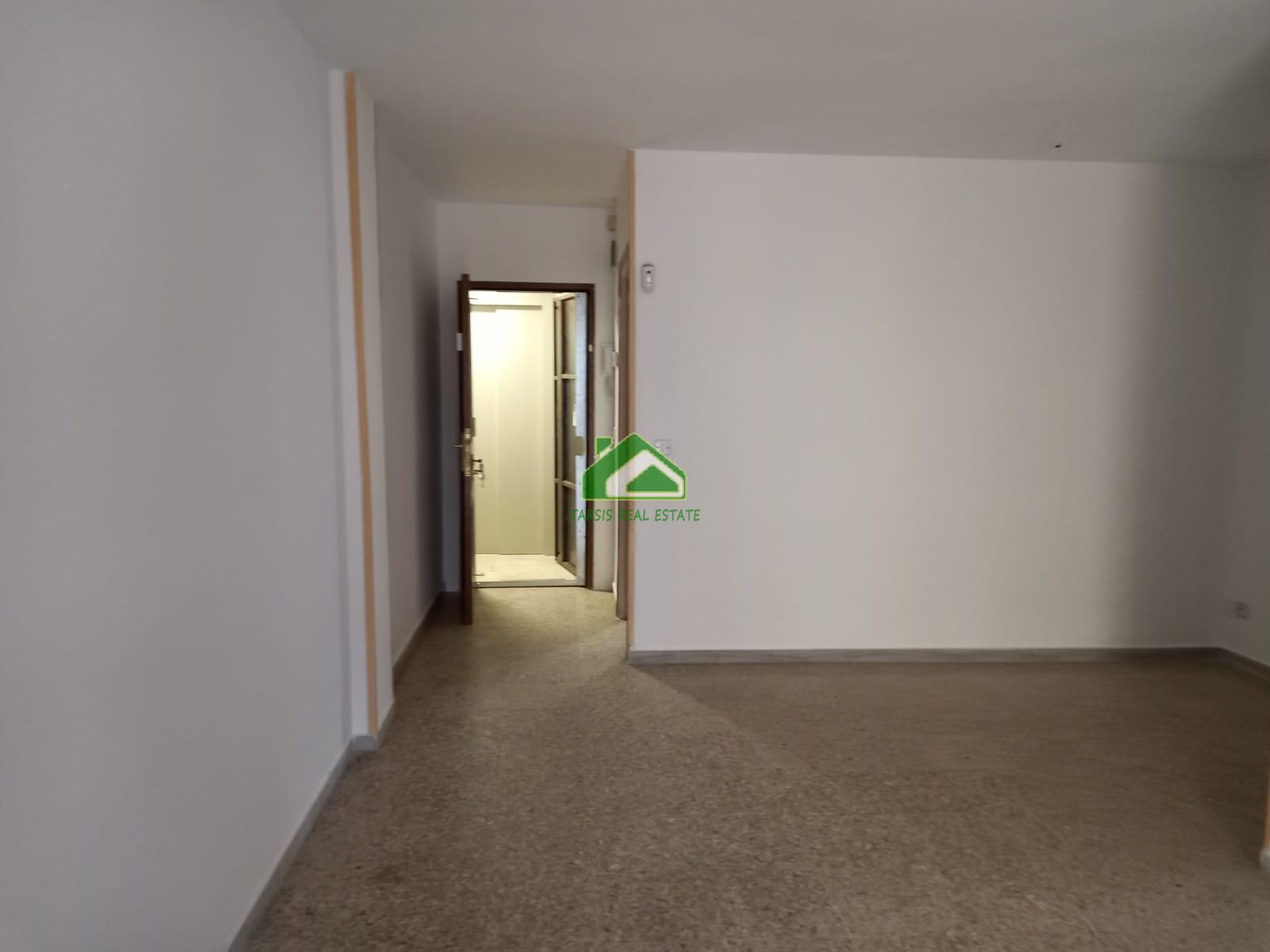 For sale of flat in Sanlúcar de Barrameda