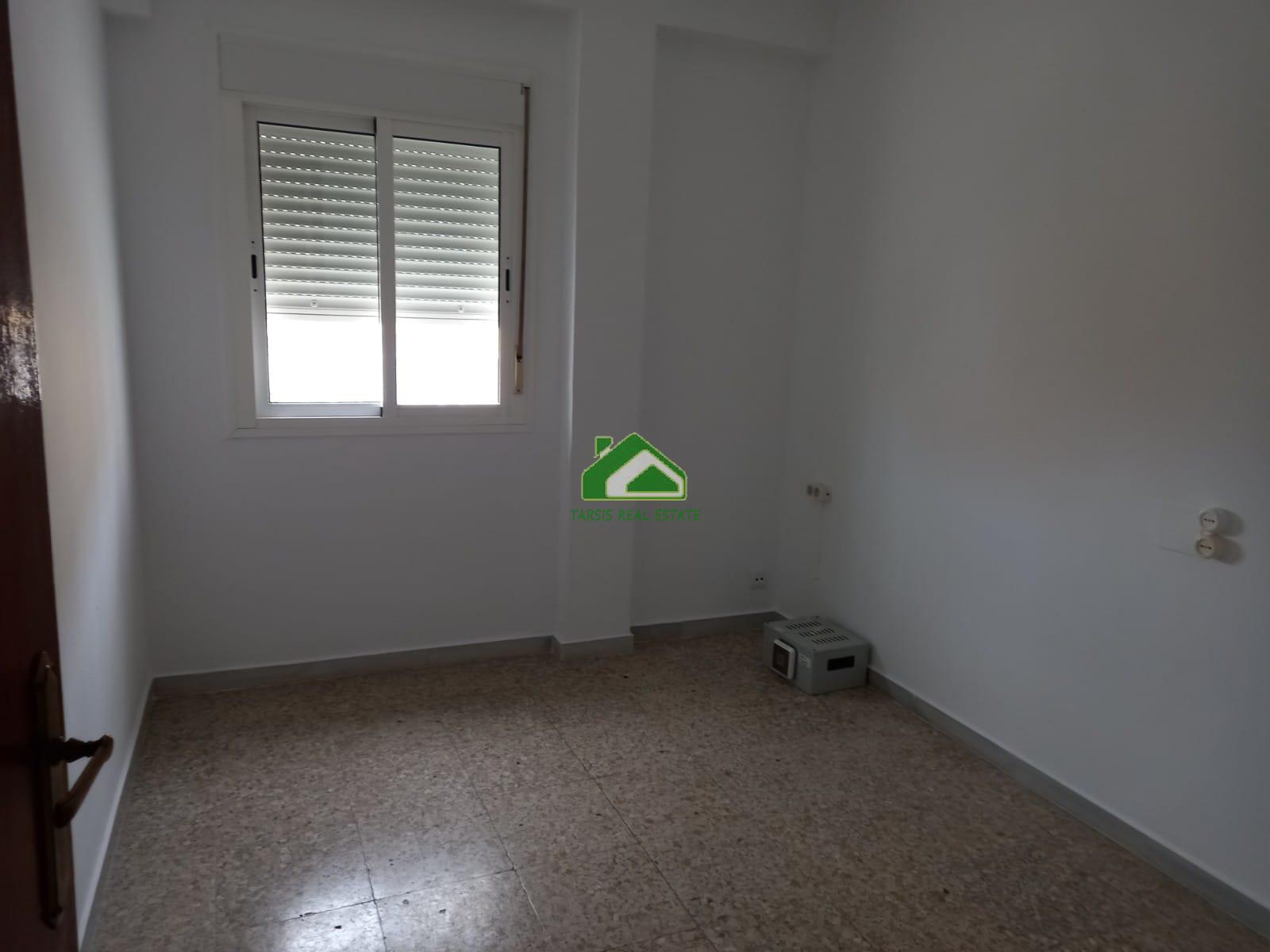 For sale of flat in Sanlúcar de Barrameda