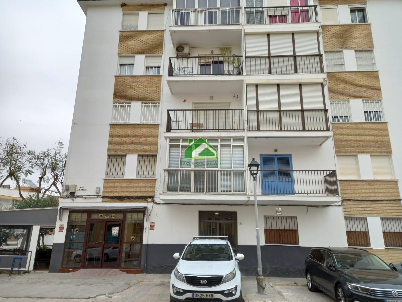 For sale of flat in Sanlúcar de Barrameda