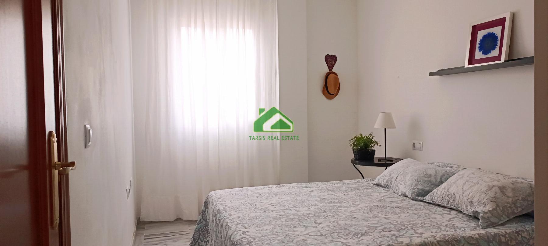 For sale of apartment in Sanlúcar de Barrameda