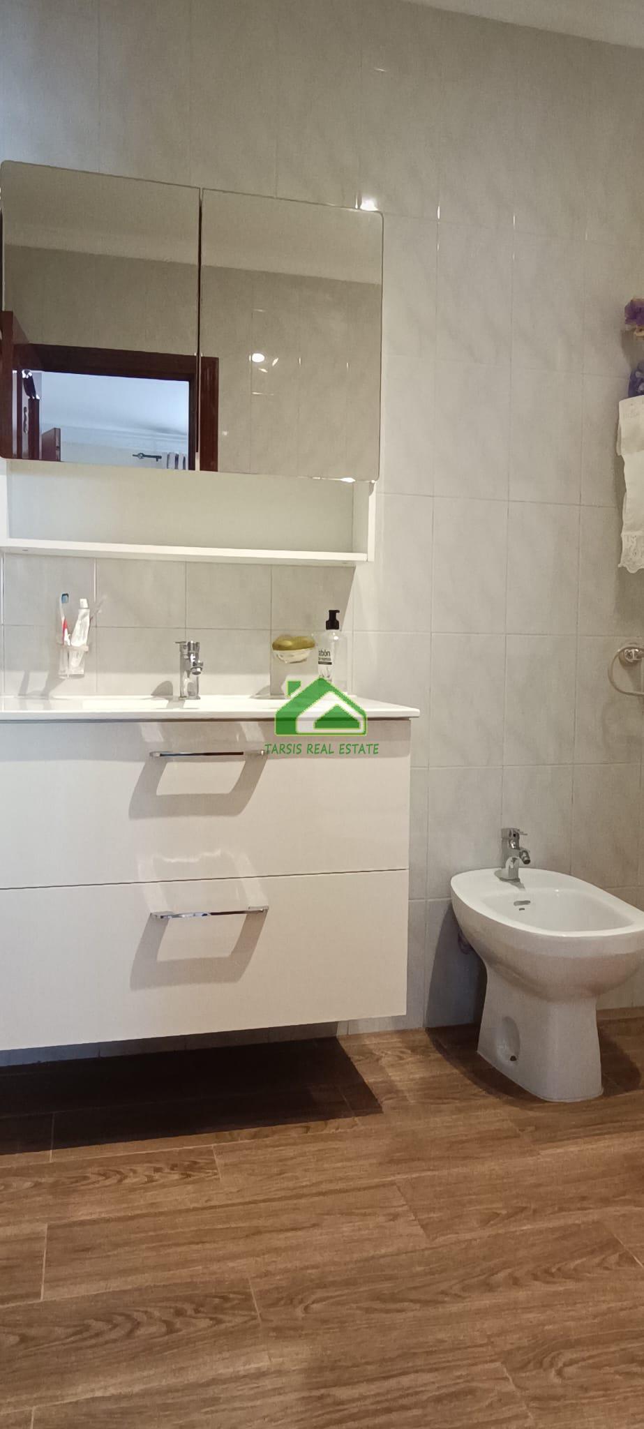 For sale of house in Sanlúcar de Barrameda