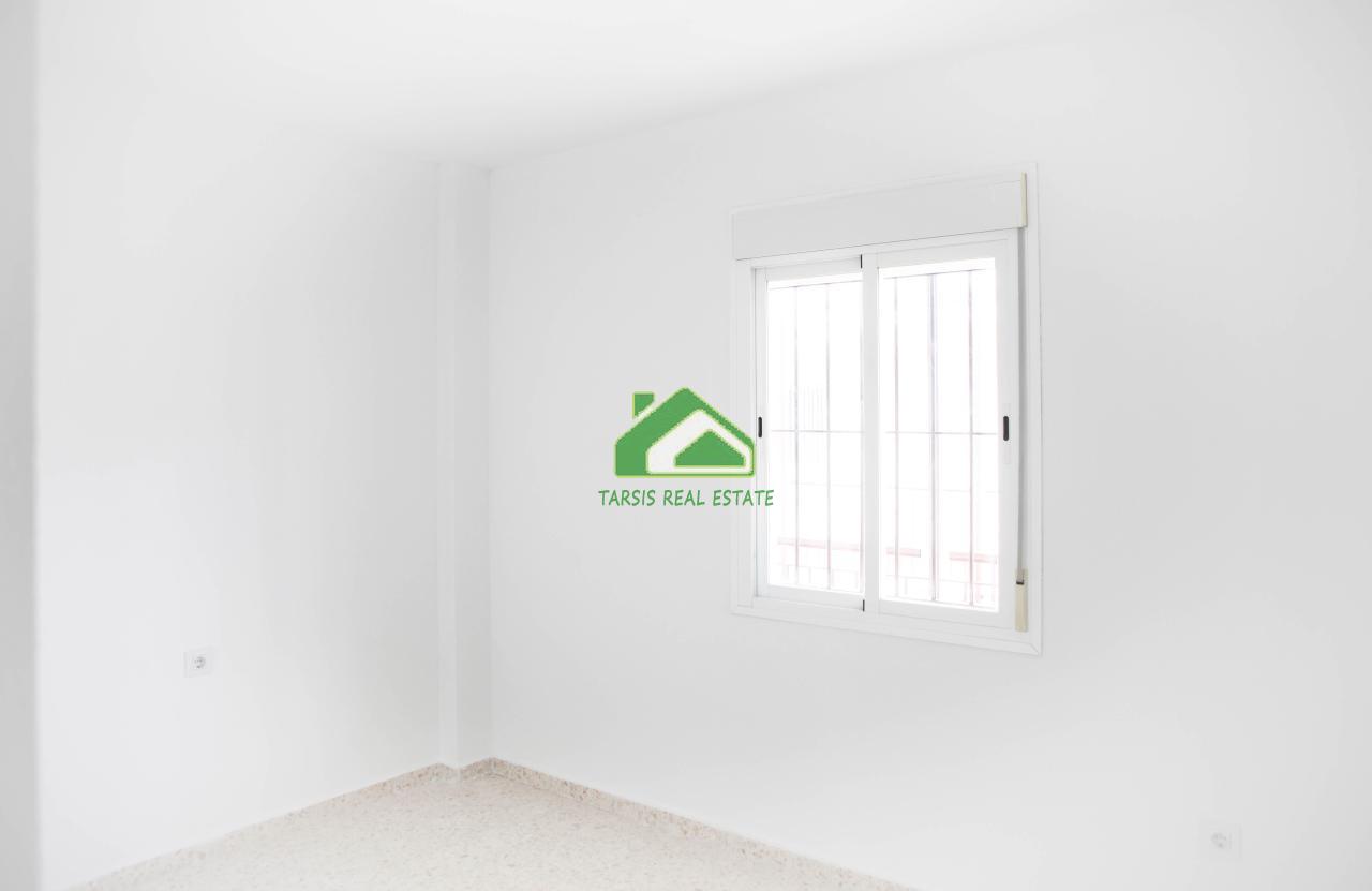 For sale of flat in La Palma del Condado