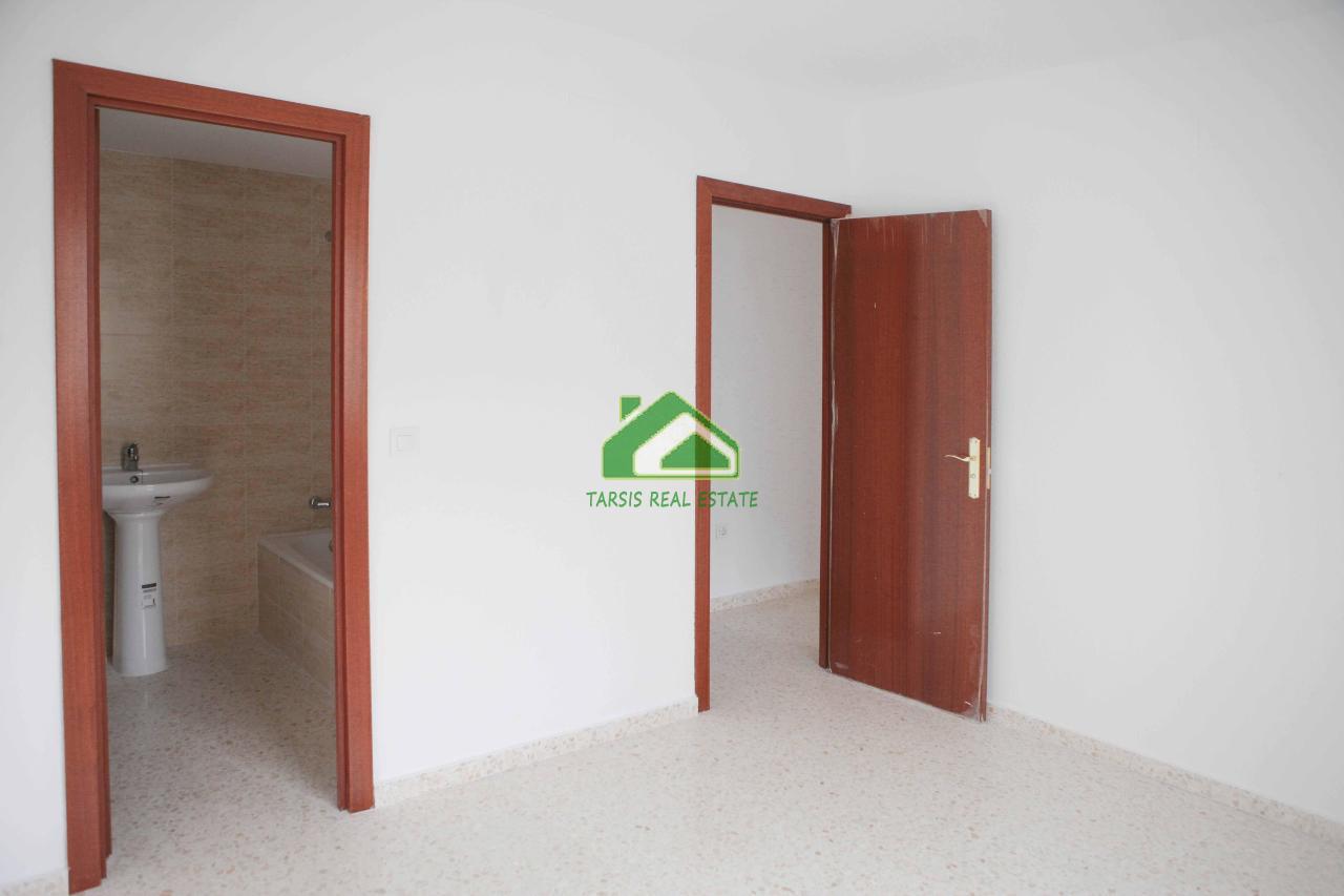 For sale of flat in La Palma del Condado