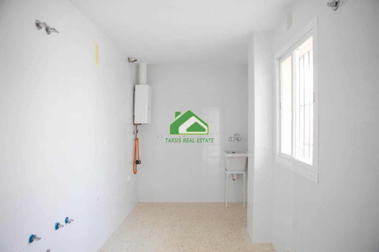 For sale of flat in La Palma del Condado
