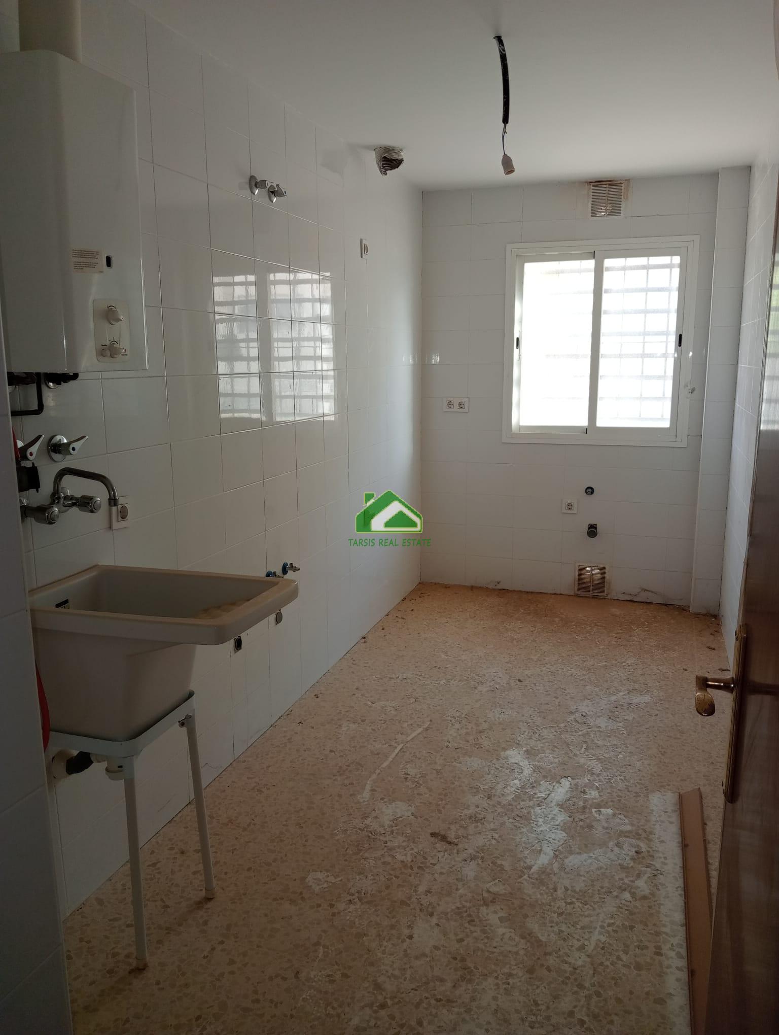 For sale of flat in La Palma del Condado