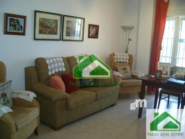 For sale of flat in Sanlúcar de Barrameda