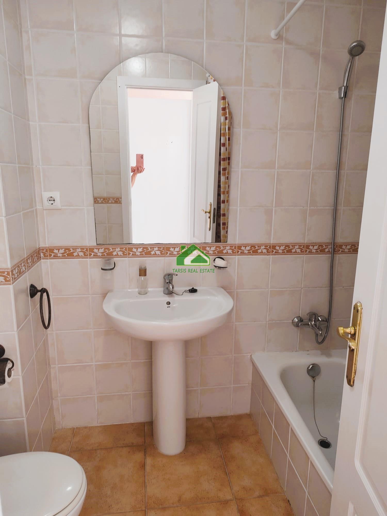 For sale of flat in Sanlúcar de Barrameda