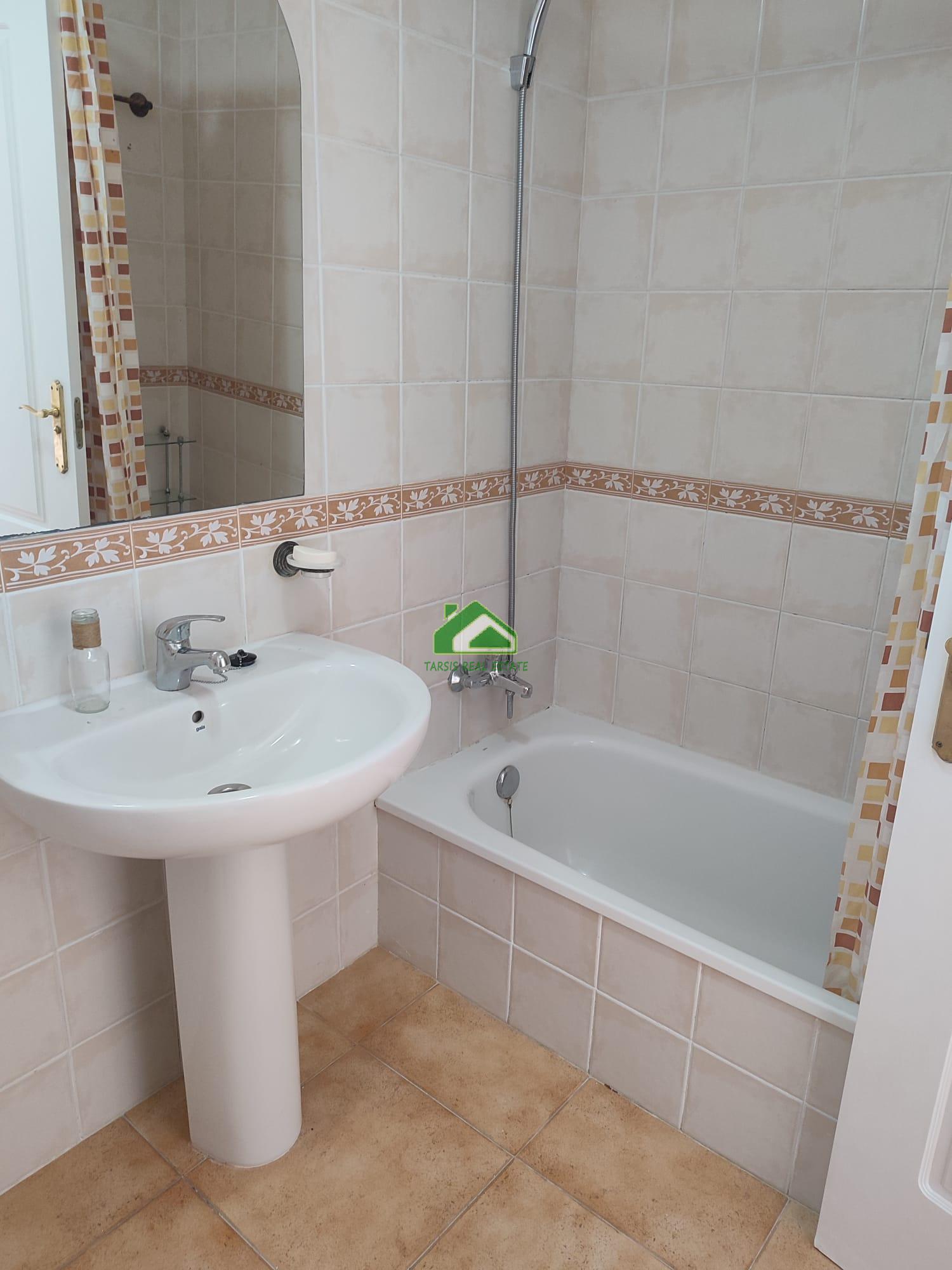 For sale of flat in Sanlúcar de Barrameda