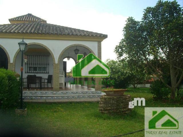 For sale of chalet in Sanlúcar de Barrameda