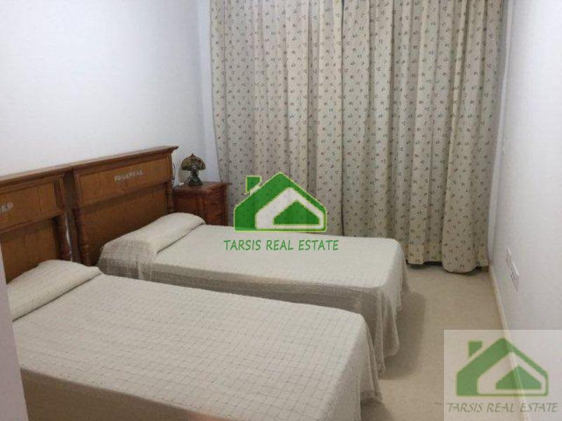 For sale of flat in Sanlúcar de Barrameda