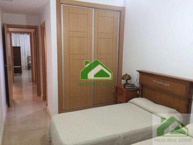 For sale of flat in Sanlúcar de Barrameda