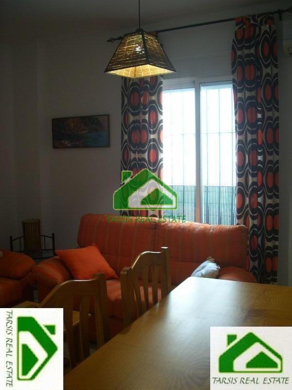 For sale of flat in Sanlúcar de Barrameda