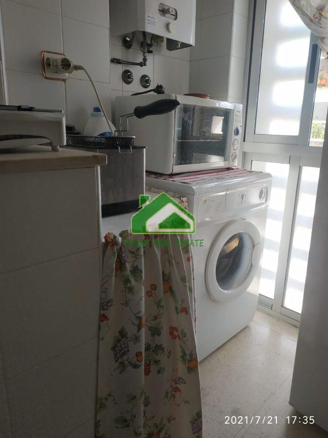 For sale of flat in Sanlúcar de Barrameda