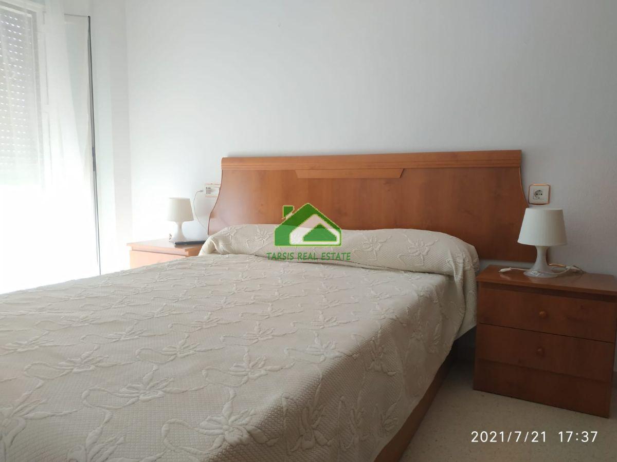 For sale of flat in Sanlúcar de Barrameda