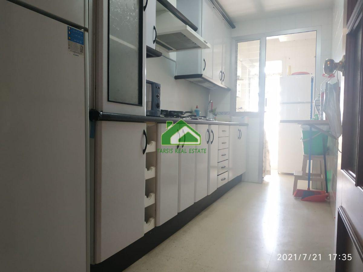 For sale of flat in Sanlúcar de Barrameda