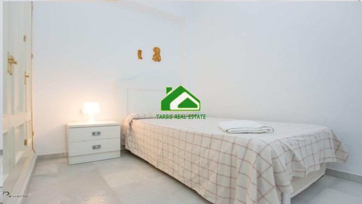For rent of ground floor in Sanlúcar de Barrameda