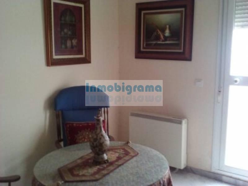 For sale of flat in Baena