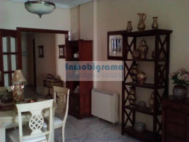 For sale of flat in Baena