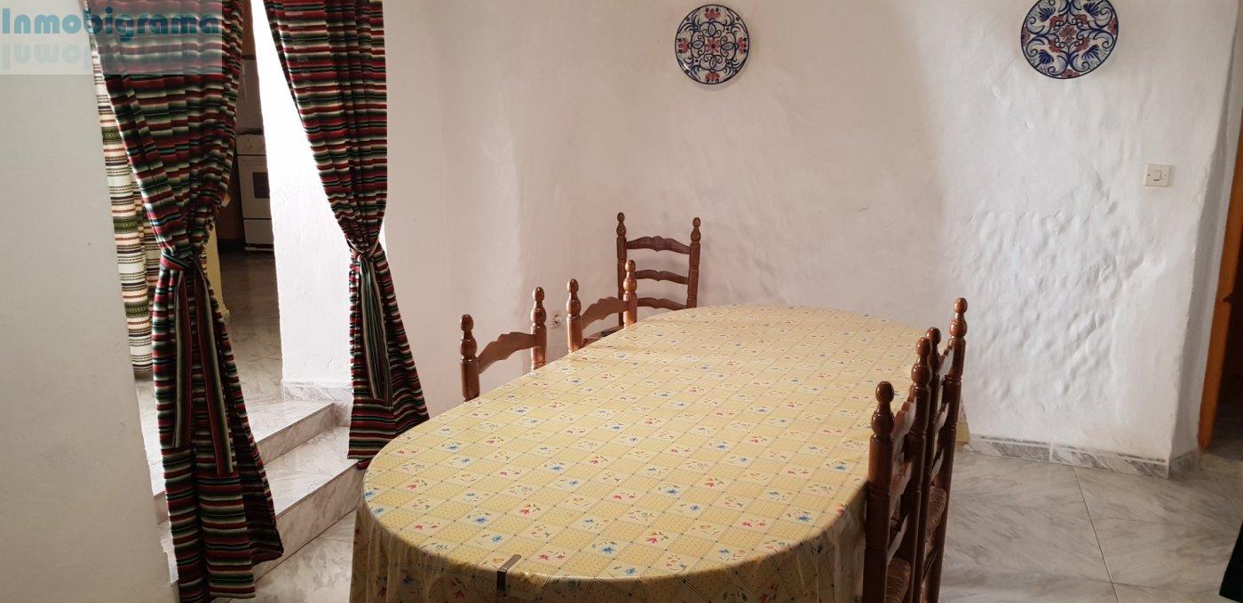 For sale of duplex in Almegíjar
