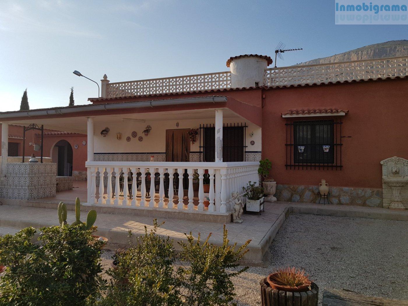 Venta de piso en Adsubia