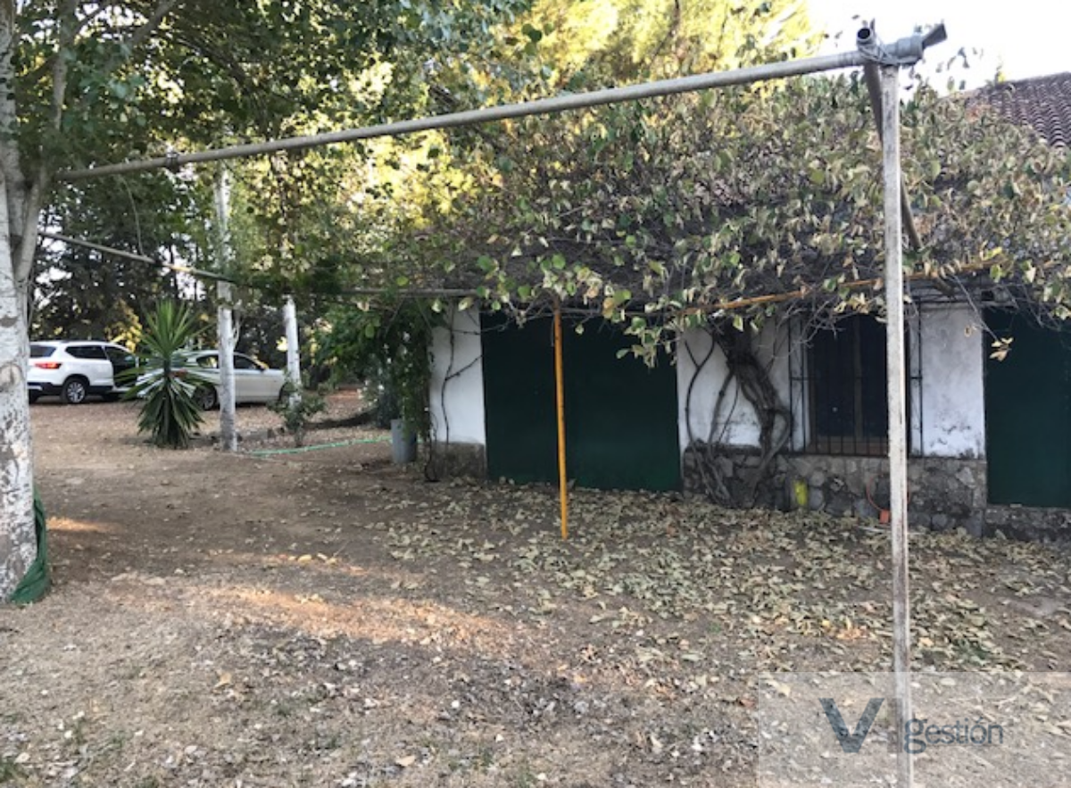 Venta de chalet en Setenil de las Bodegas