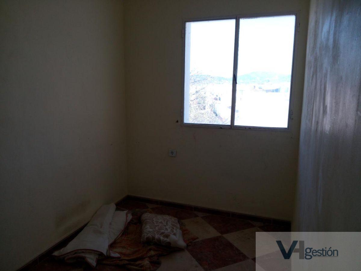 For sale of flat in Puerto Serrano