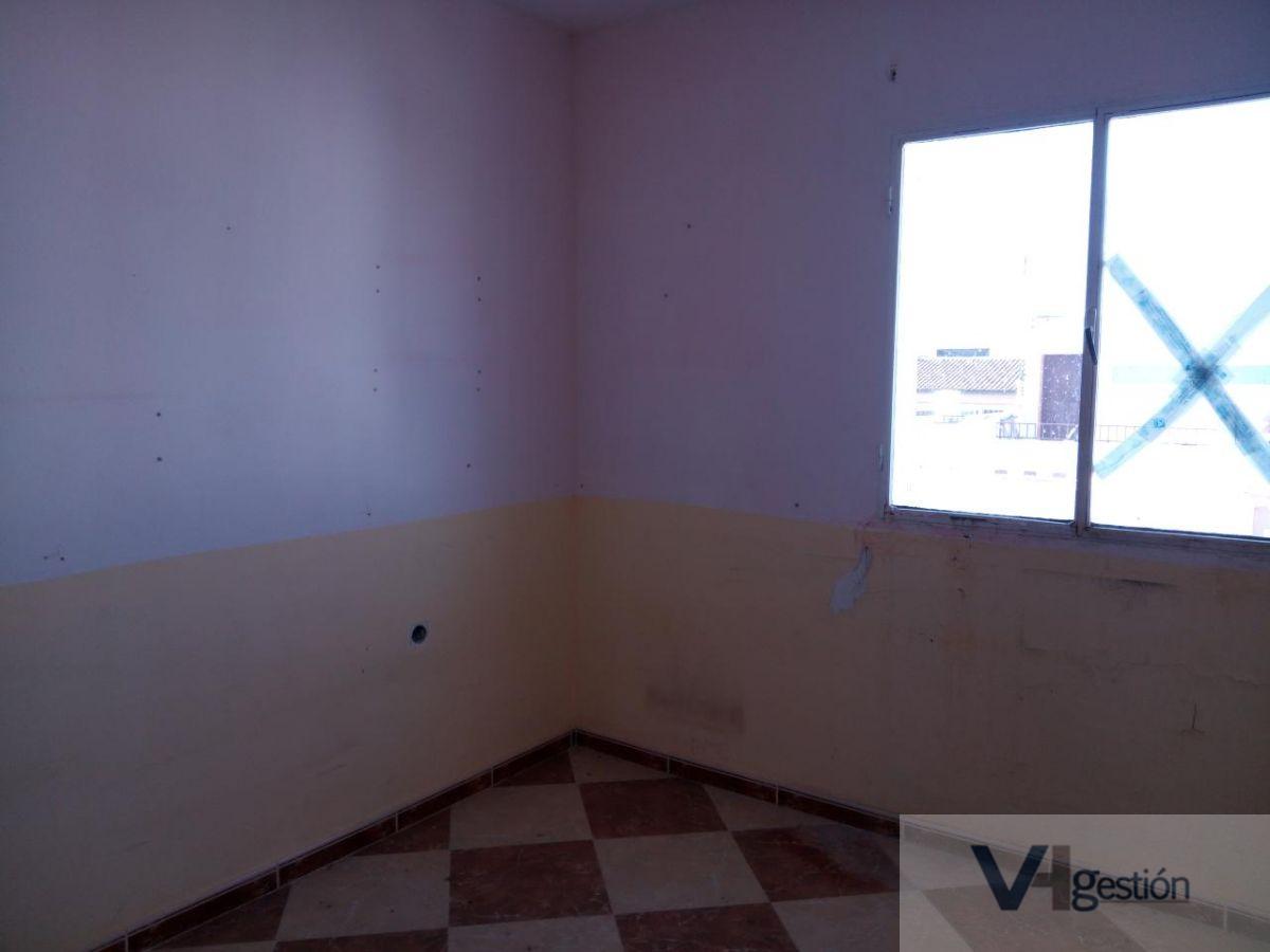 For sale of flat in Puerto Serrano