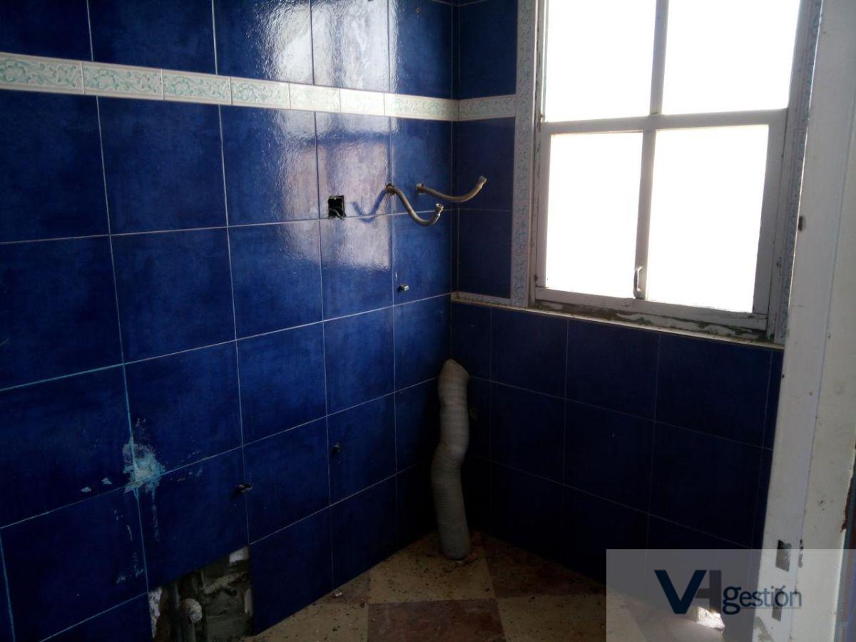 For sale of flat in Puerto Serrano