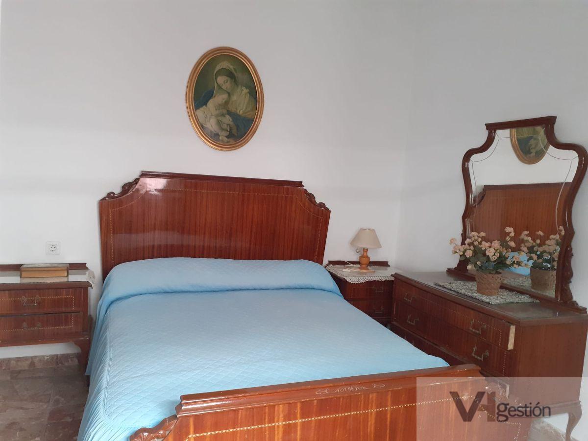 For sale of house in Villamartín