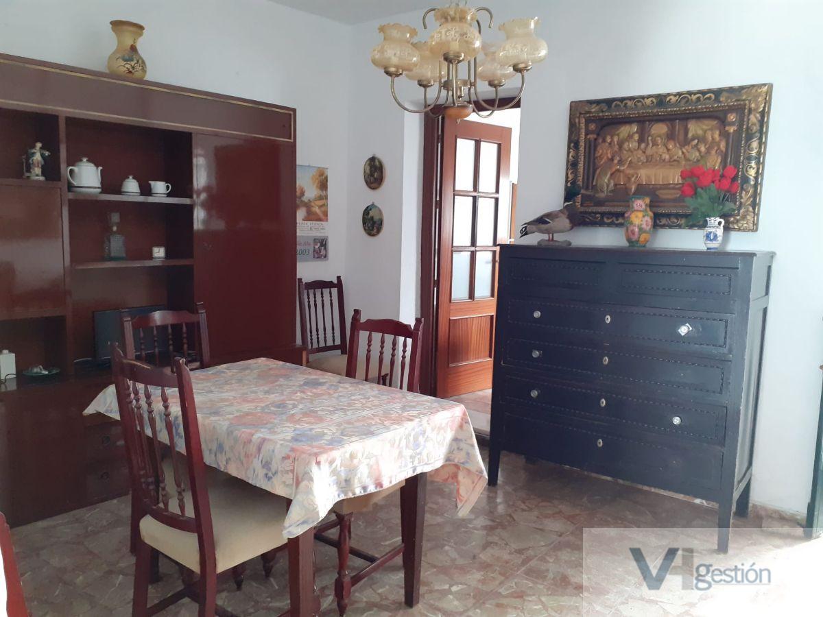 For sale of house in Villamartín