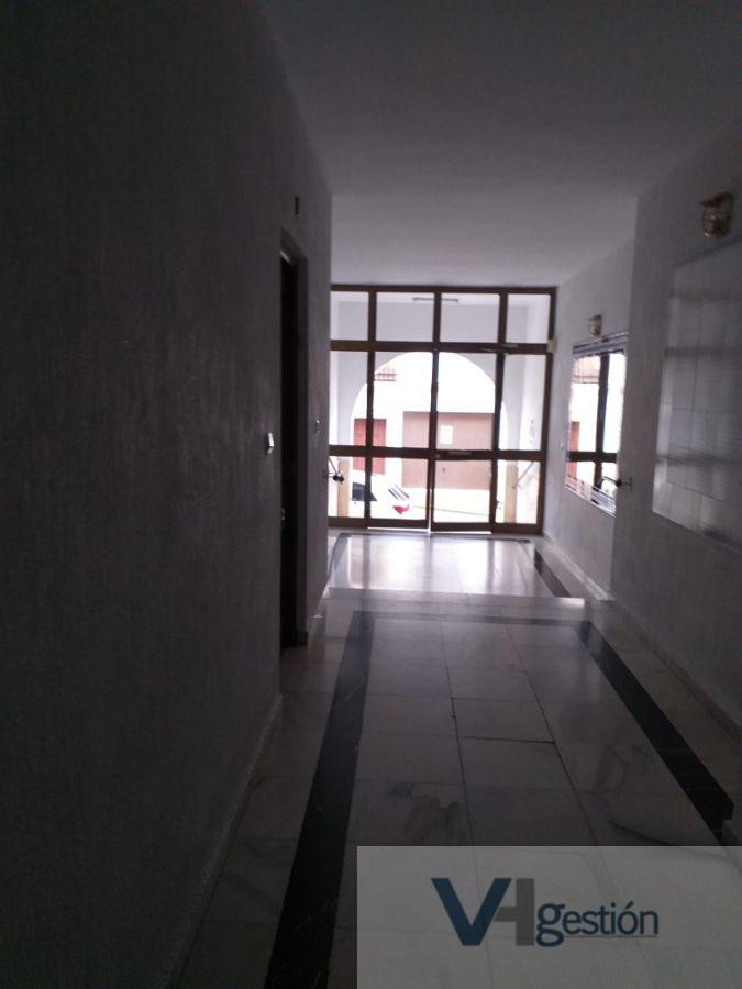 For sale of flat in Prado del Rey