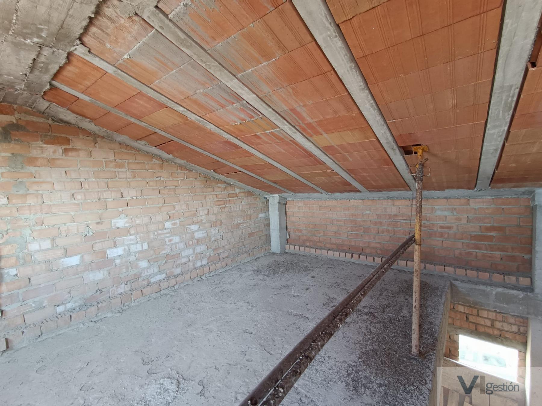 For sale of house in Villamartín