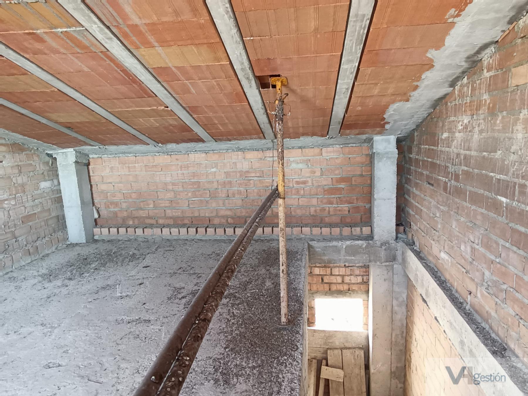 For sale of house in Villamartín