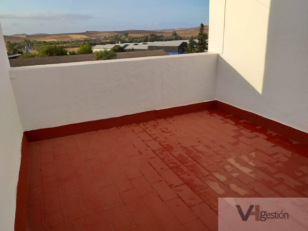 For sale of house in Villamartín